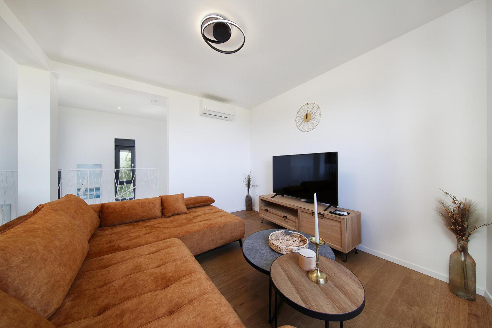 Apartment Anni-Free Parking&Evcharger-24H Self Check-In Opric 外观 照片
