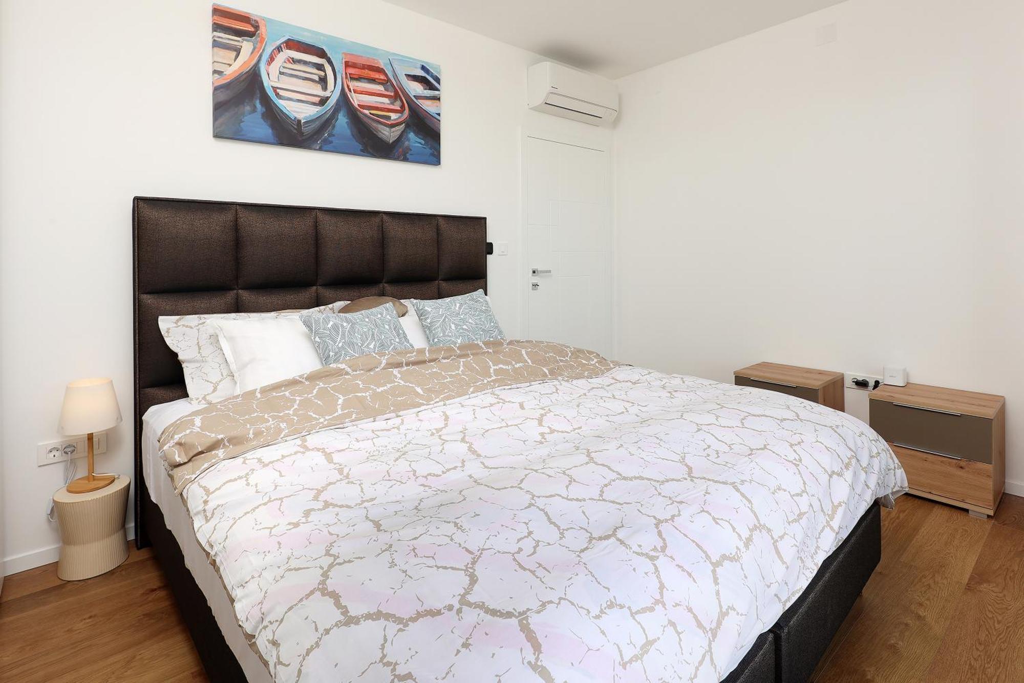 Apartment Anni-Free Parking&Evcharger-24H Self Check-In Opric 外观 照片