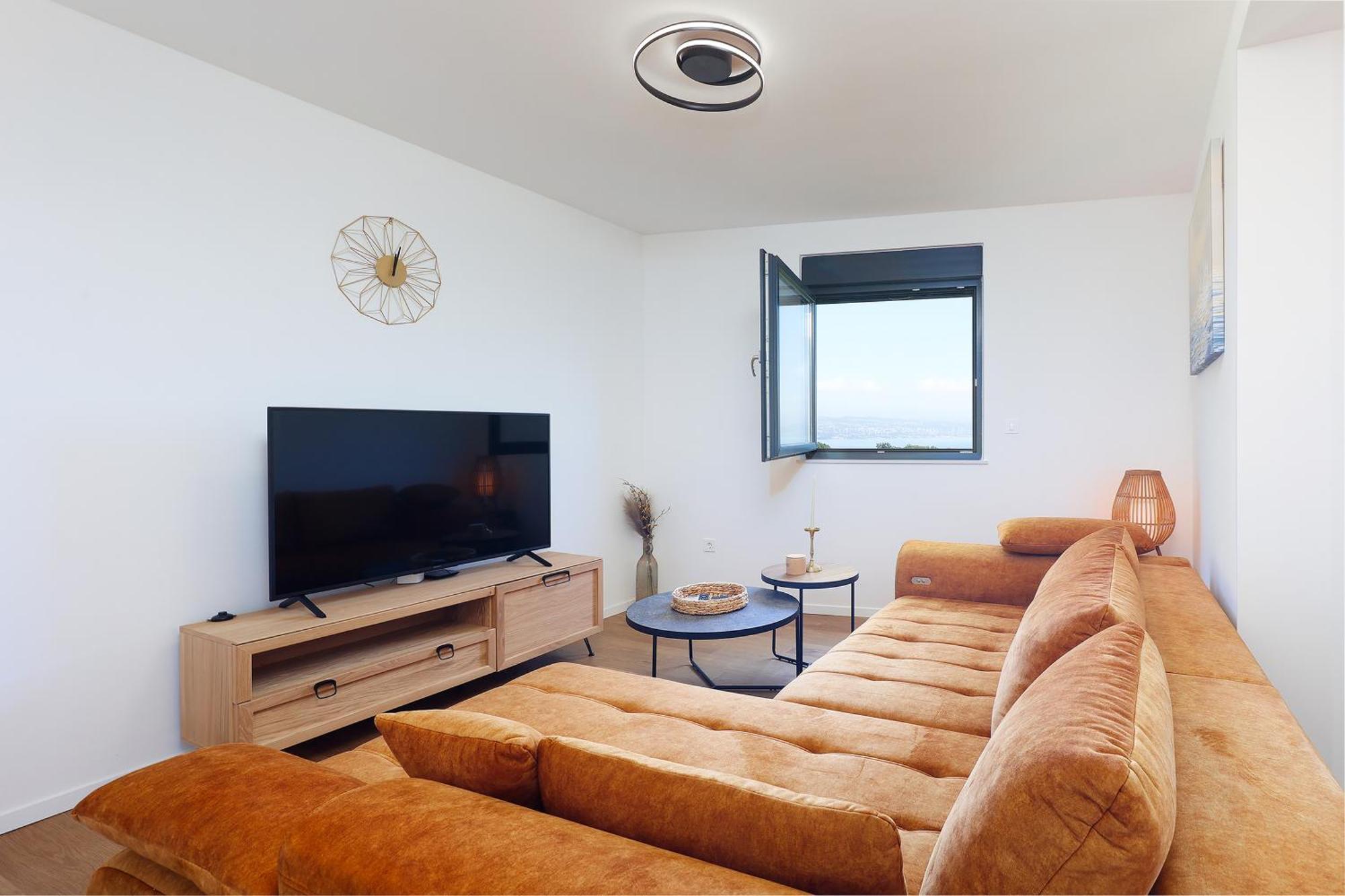 Apartment Anni-Free Parking&Evcharger-24H Self Check-In Opric 外观 照片