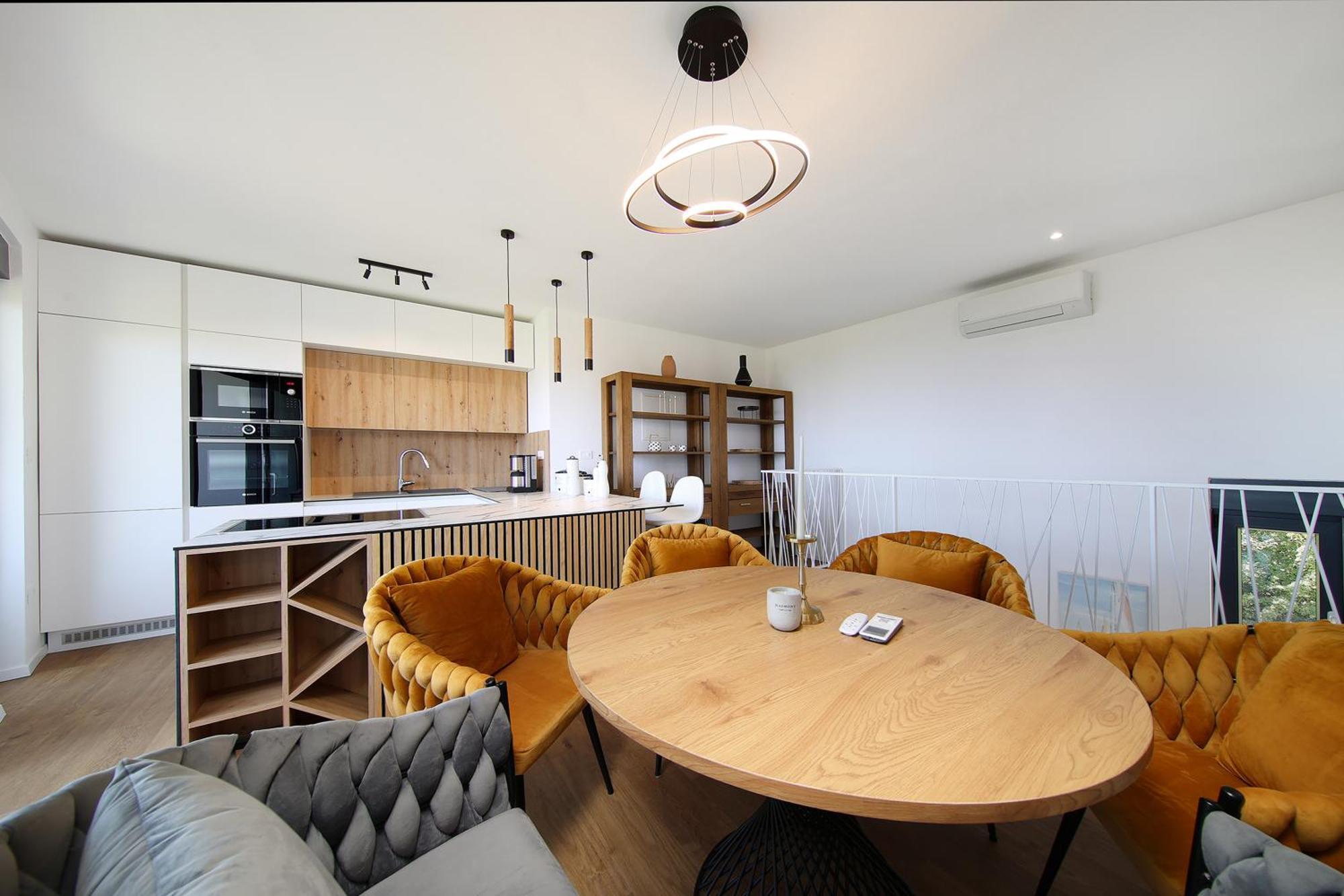 Apartment Anni-Free Parking&Evcharger-24H Self Check-In Opric 外观 照片