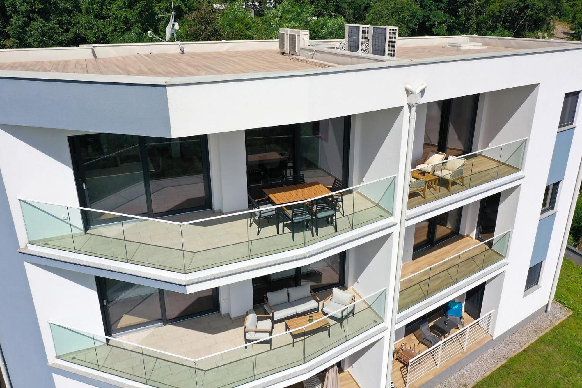 Apartment Anni-Free Parking&Evcharger-24H Self Check-In Opric 外观 照片
